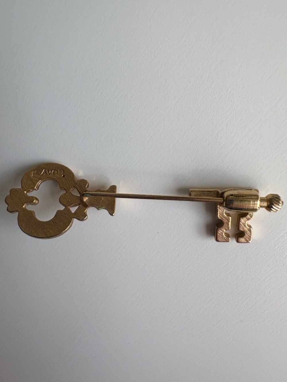 Set of 3 Vintage Avon Brooches - Picture 7 of 11